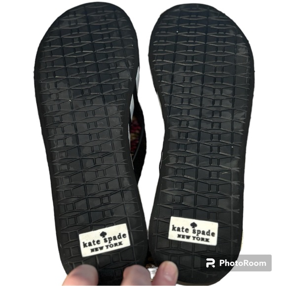 Size 9 Kate spade wedge sandals - Picture 5 of 5